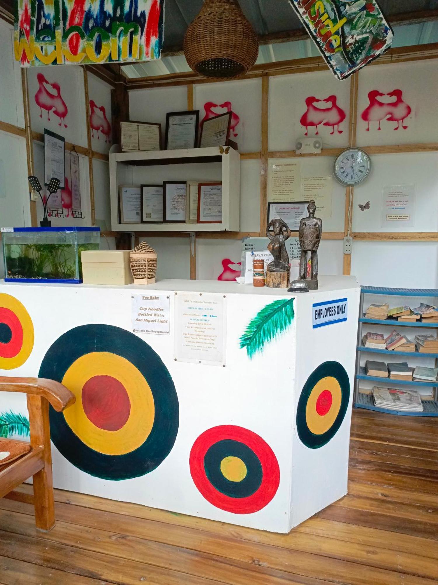 Mil'S Hillside Tourist Inn サン・ヴィチェンテ エクステリア 写真