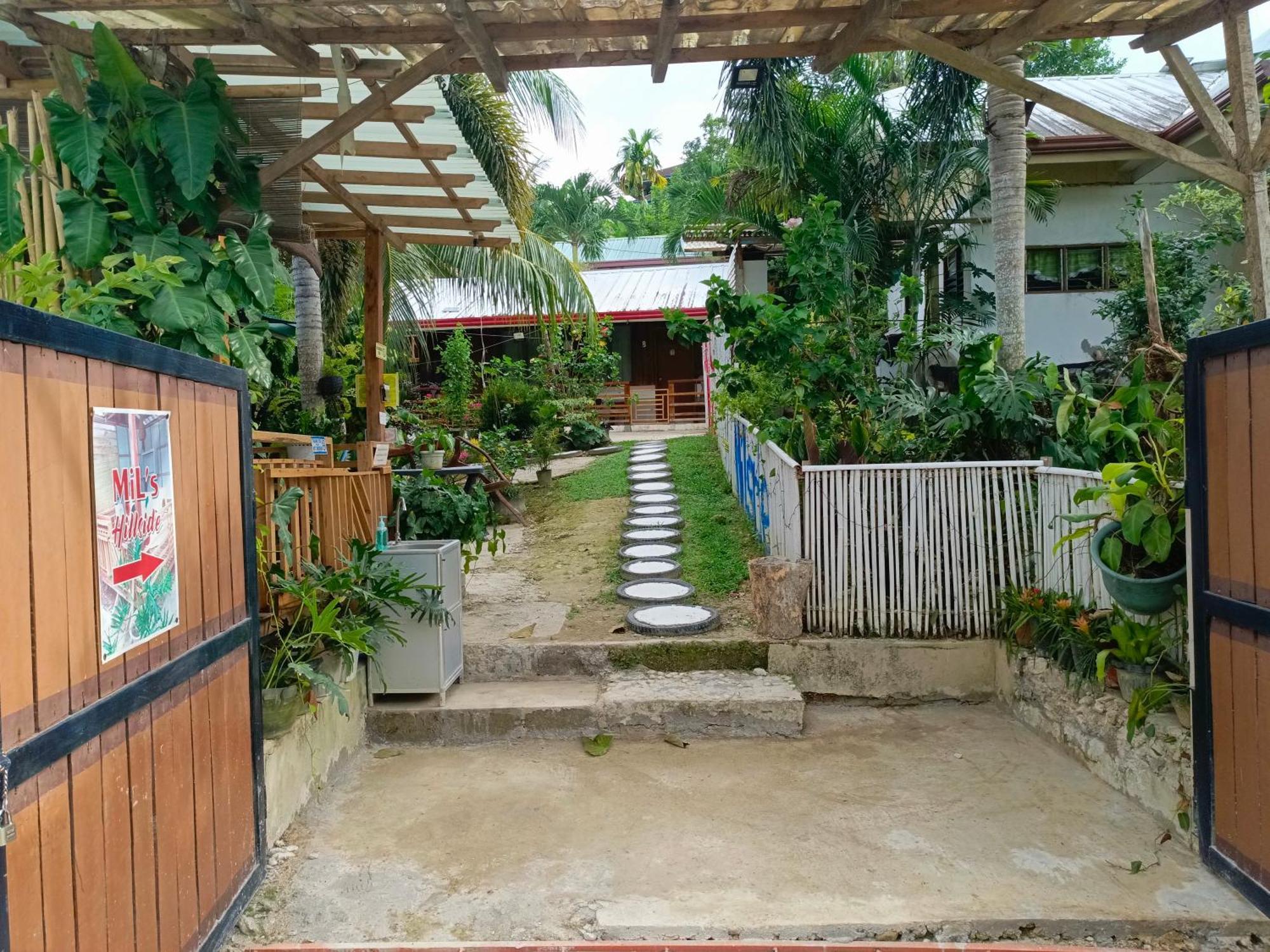 Mil'S Hillside Tourist Inn サン・ヴィチェンテ エクステリア 写真
