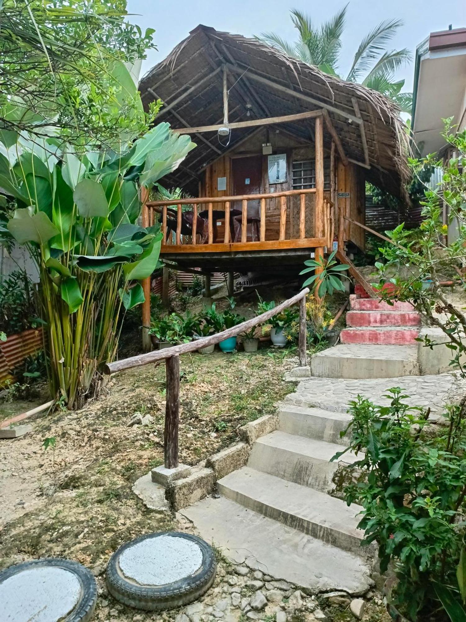 Mil'S Hillside Tourist Inn サン・ヴィチェンテ エクステリア 写真